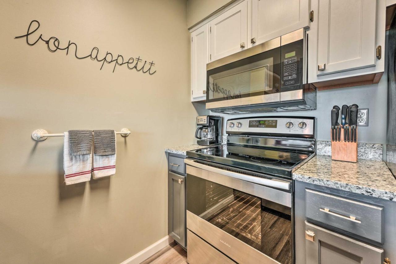 Inviting With Pool Access Branson West