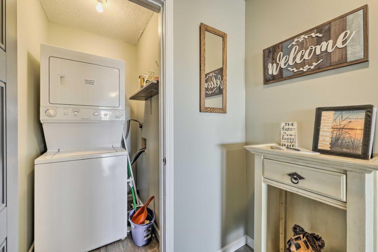 Apartment Inviting With Pool Access