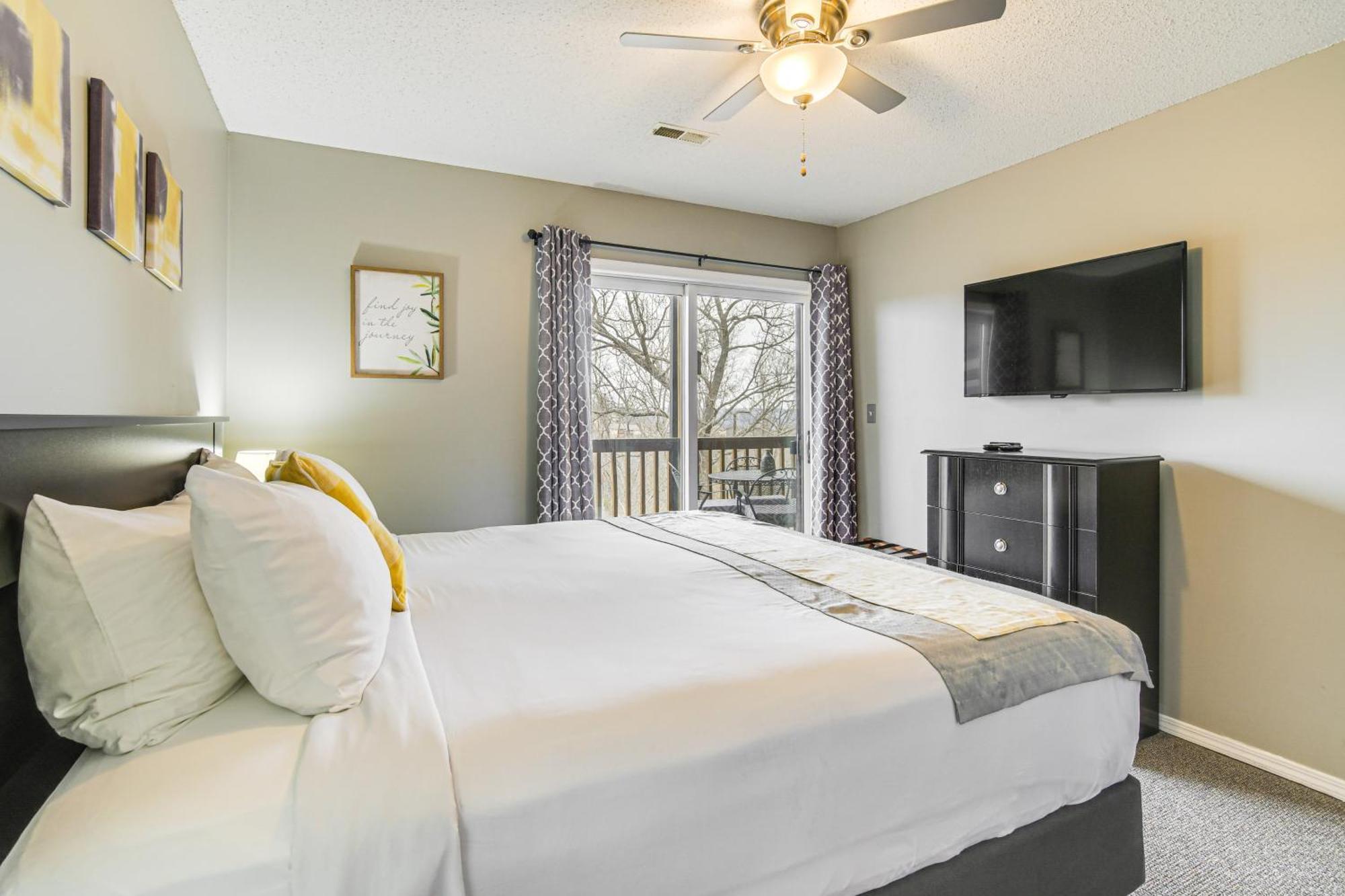 Apartment Inviting With Pool Access Branson West