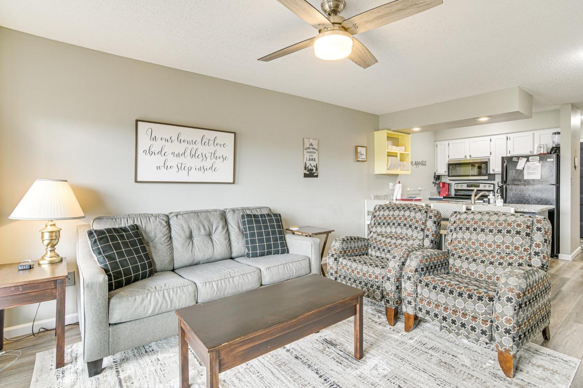 Inviting With Pool Access * Branson West