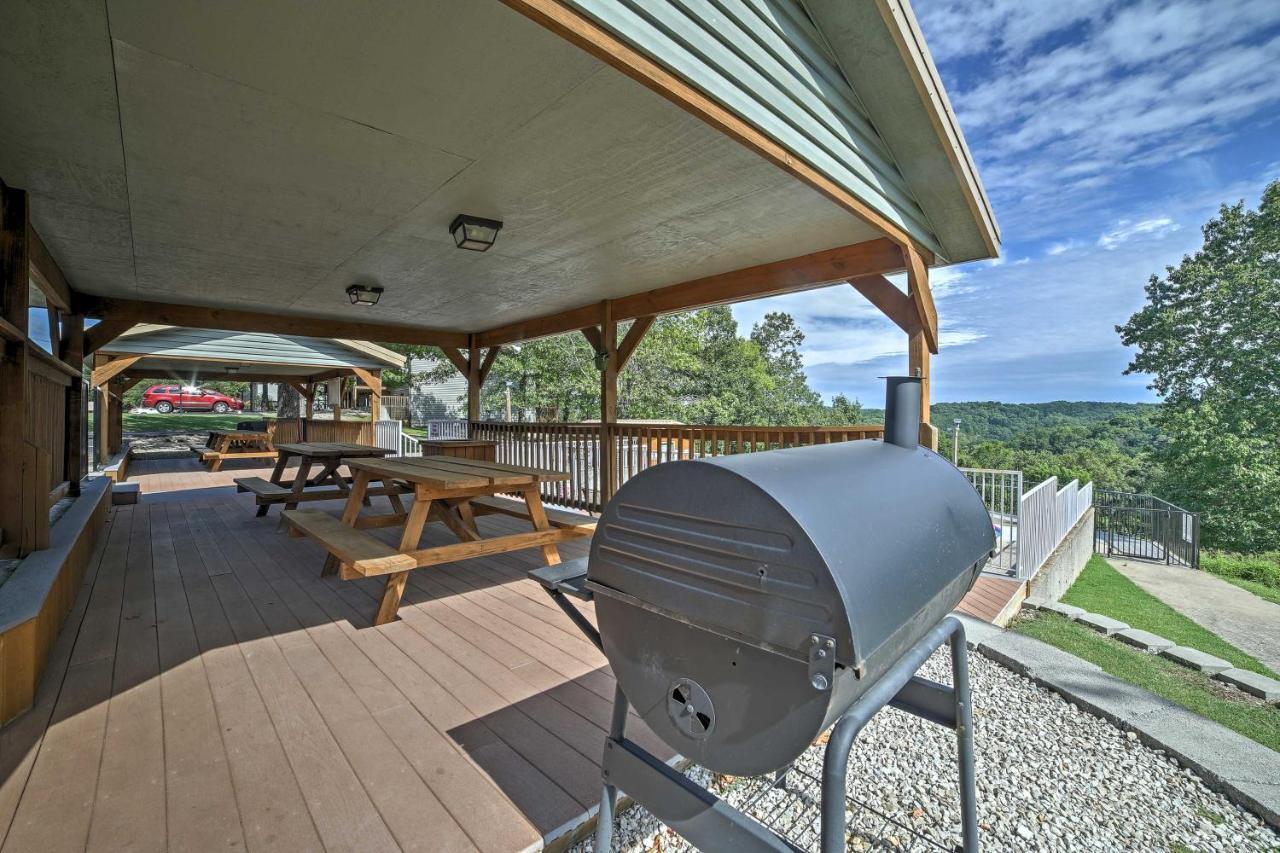 Inviting With Pool Access * Branson West