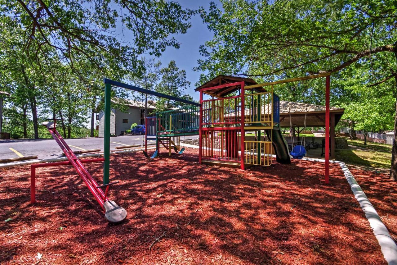 Inviting With Pool Access Apartment Branson West